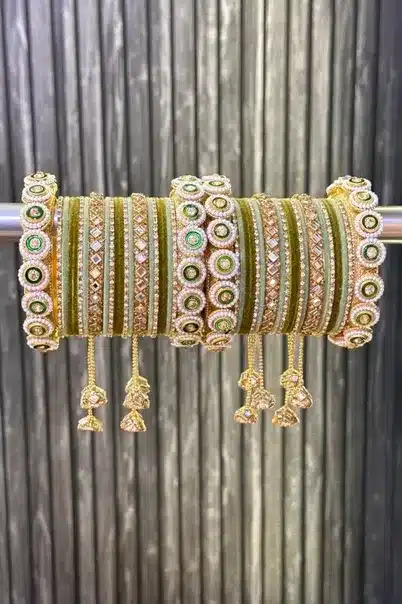 Premium Bridal Green &amp; Gold Kundan Glass Bangle Set